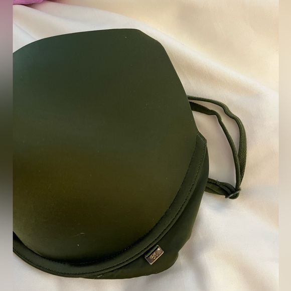 COPY - Victoria’s Secret push up bra! - Picture 4 of 4